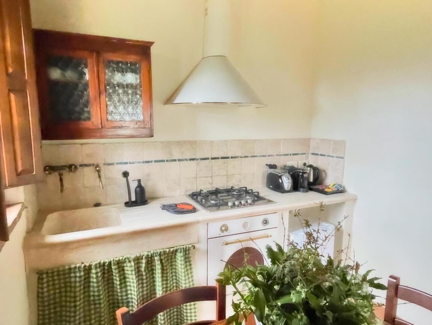 Agriturismo Le Sorbelle D'Orcia Con Piscina ปีเอนซา ภายนอก รูปภาพ