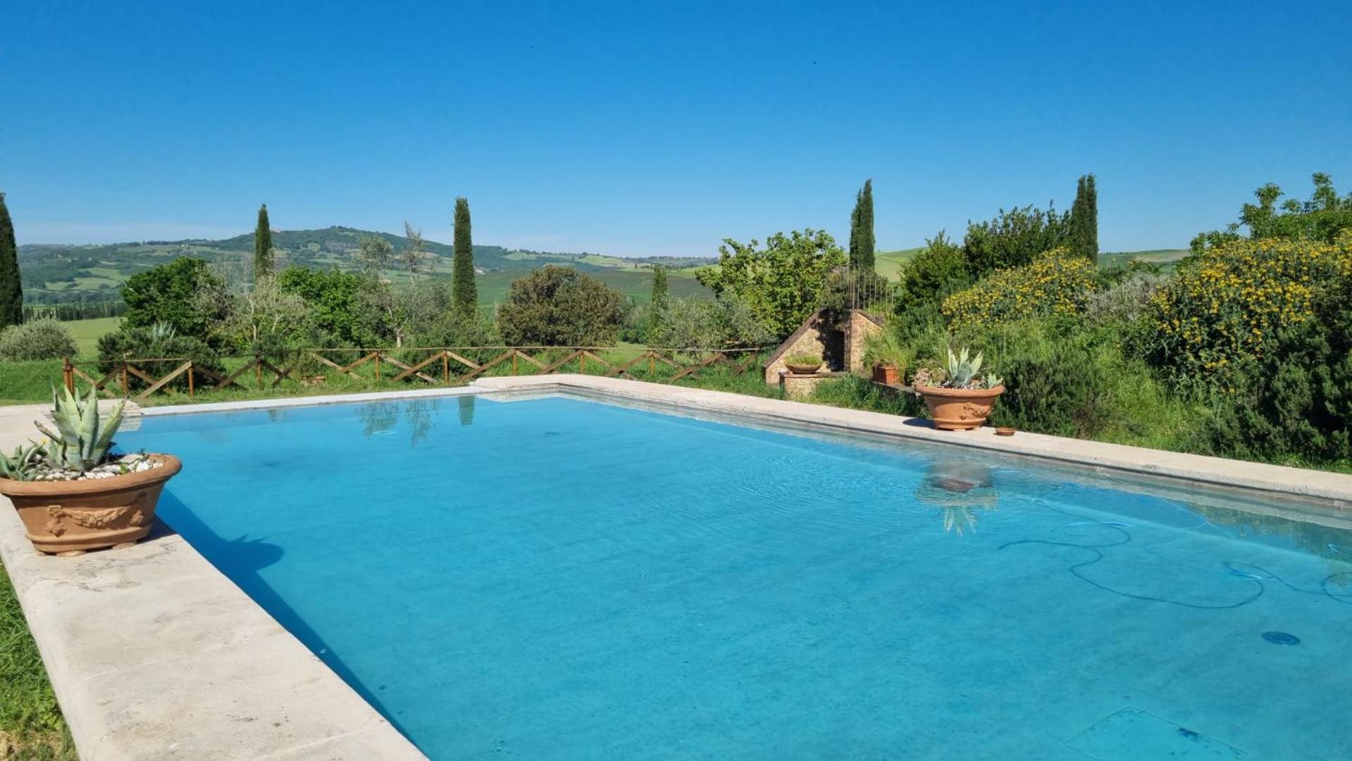 Agriturismo Le Sorbelle D'Orcia Con Piscina ปีเอนซา ภายนอก รูปภาพ